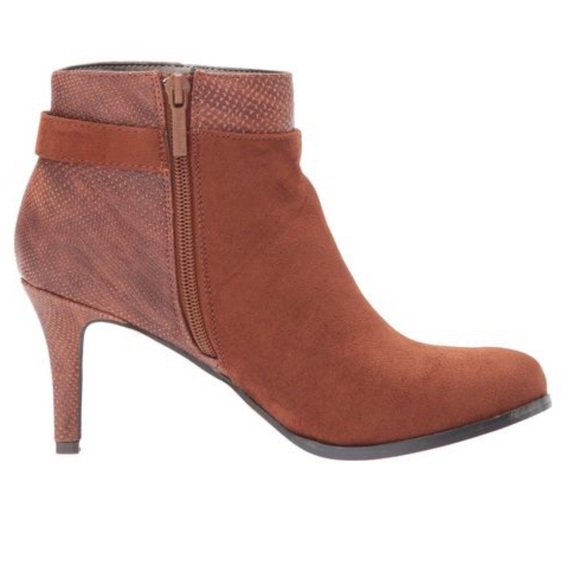 Whiskey Cognac Pointy Toe Kitten Heel Ankle Boots - Picture 6 of 8